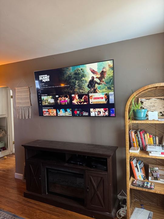 TV wall mount